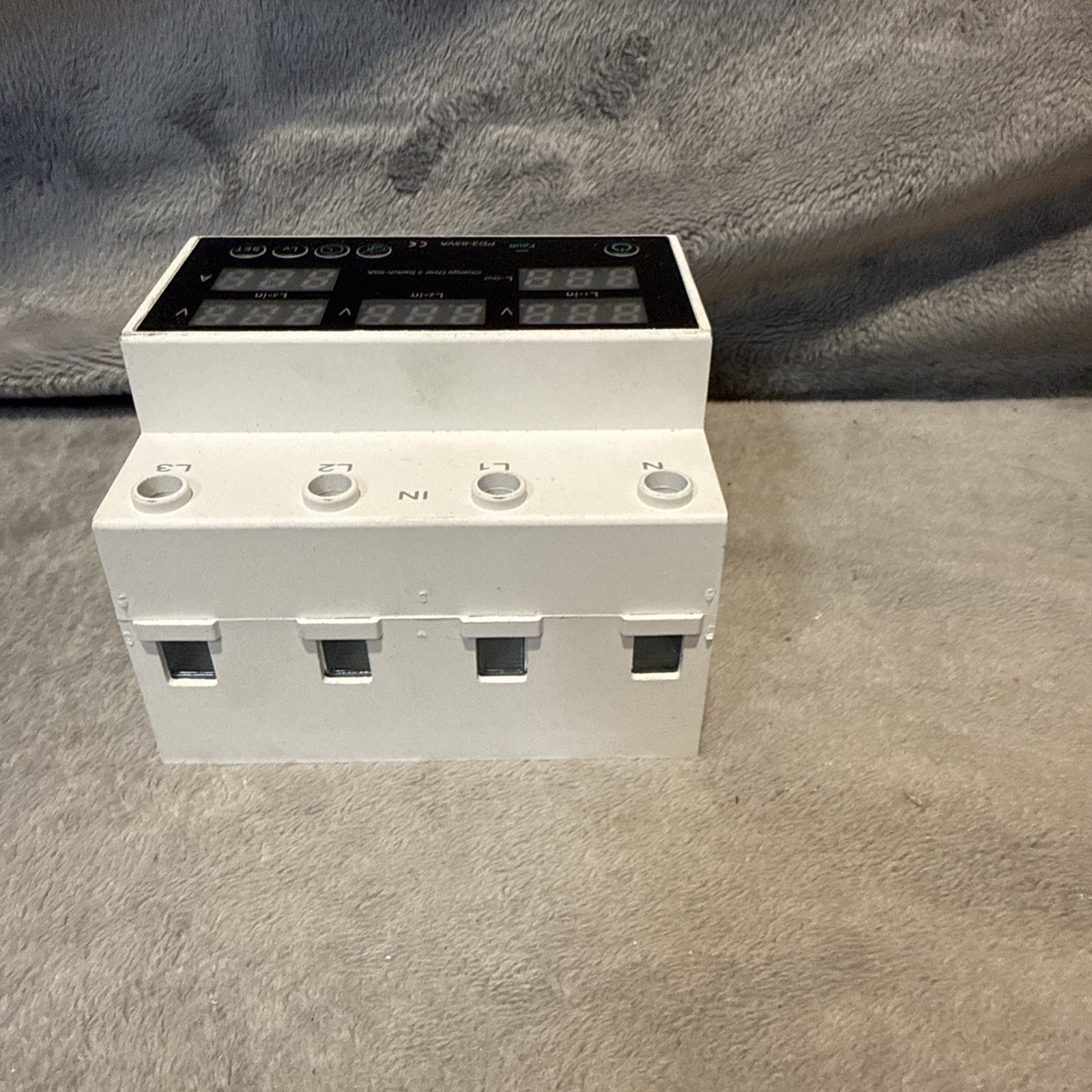 3 Phase Automatic Transfer Switch 63A Changeover Switch Voltage Protector AC110V
