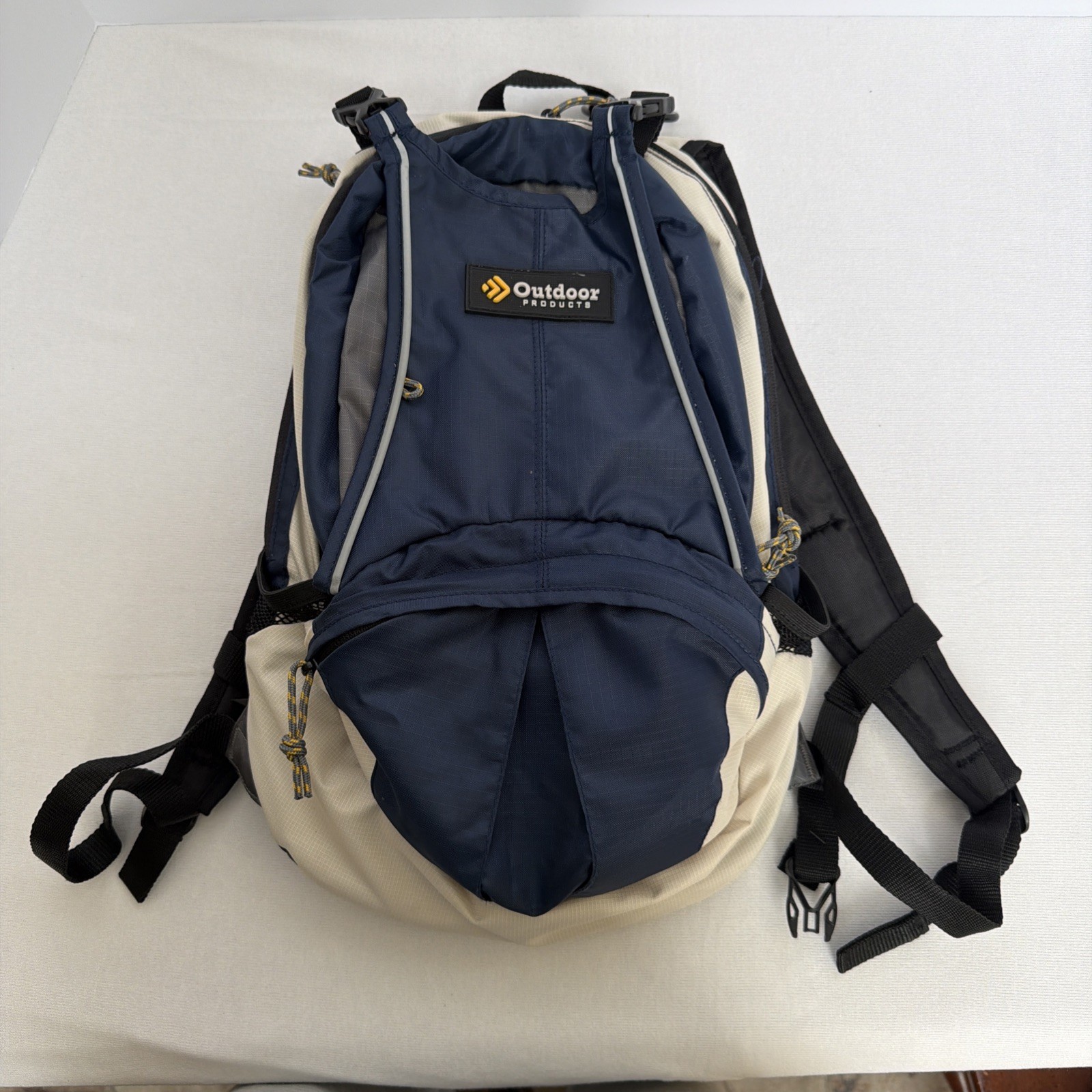 Outdoor Products Blue Mist 2 Liters Hydration Day Pack
