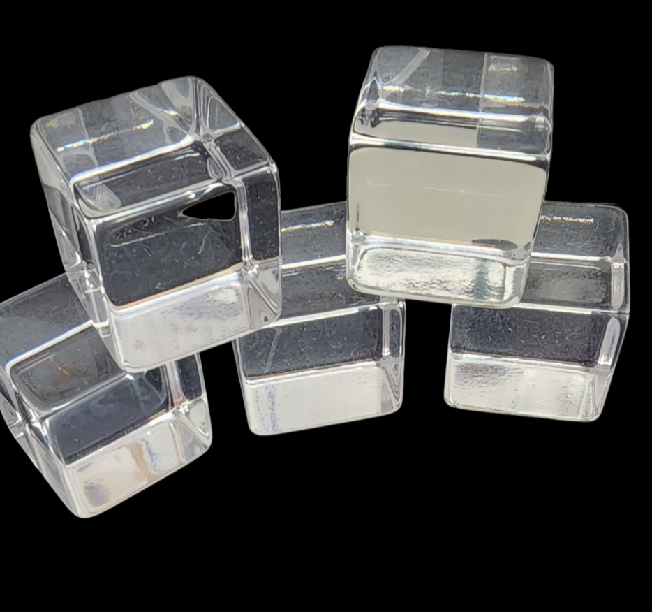 50pc 1/4" Clear Tumbled Acrylic Cubes