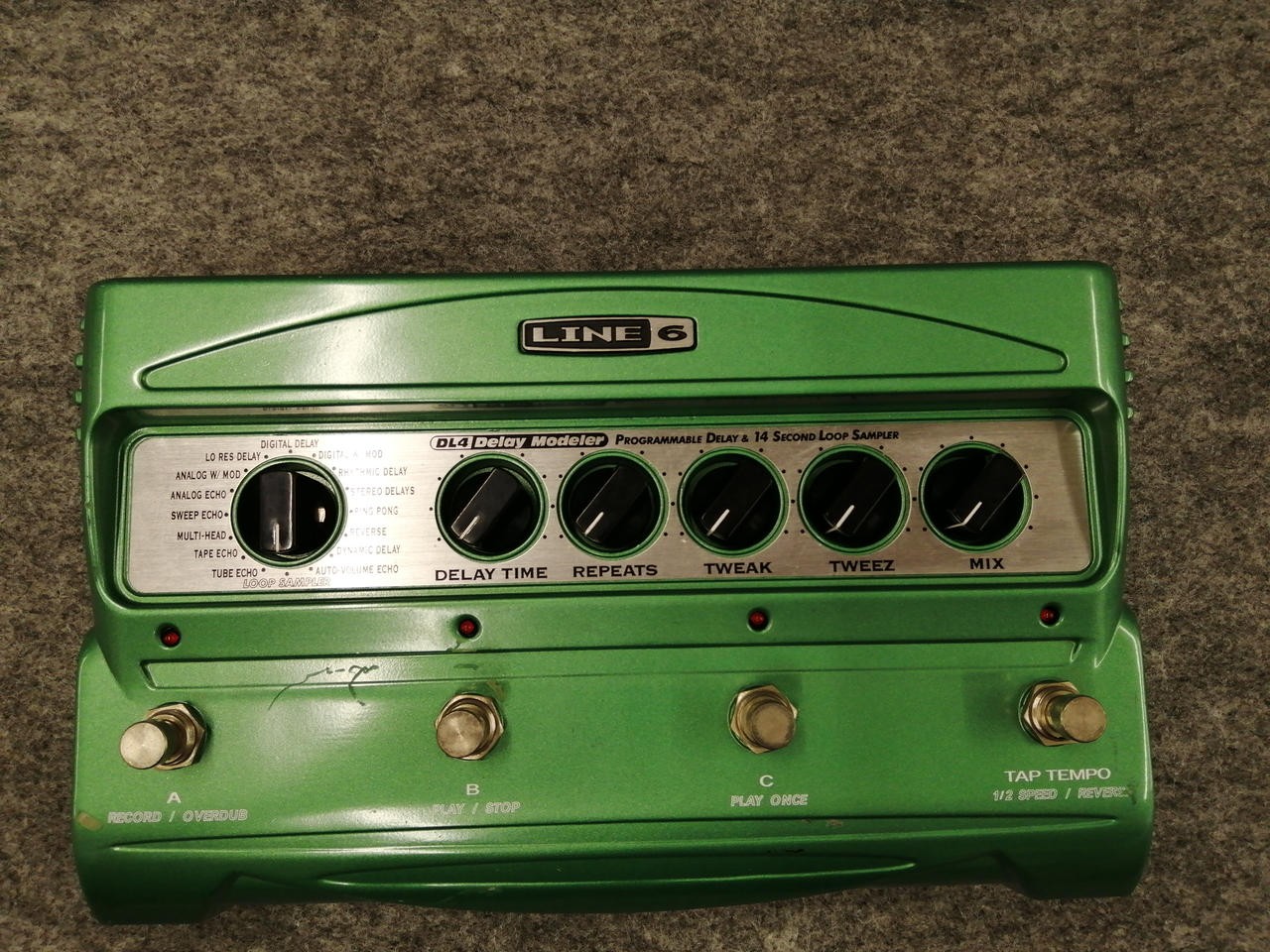 LINE6 DL4 DELAY ER MULTI-EFFECTOR 231925