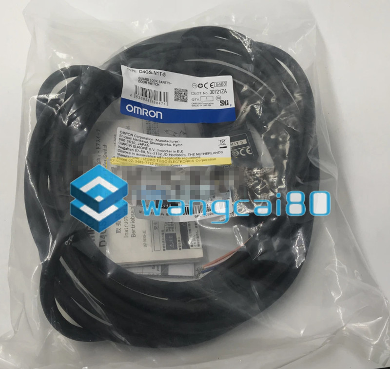 1QTY NEW OMRON Safety Door Switch D4GS-N1T-5