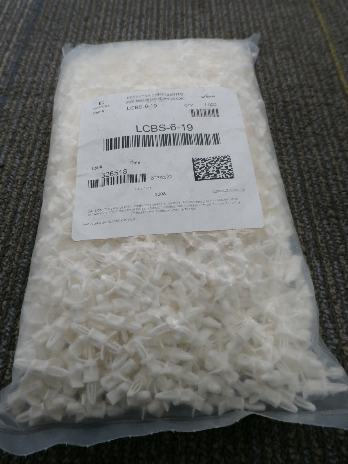 1000Pk Essentra Components LCBS-6-19 BRD SPT SNAP LOCK NYLON 3/8"