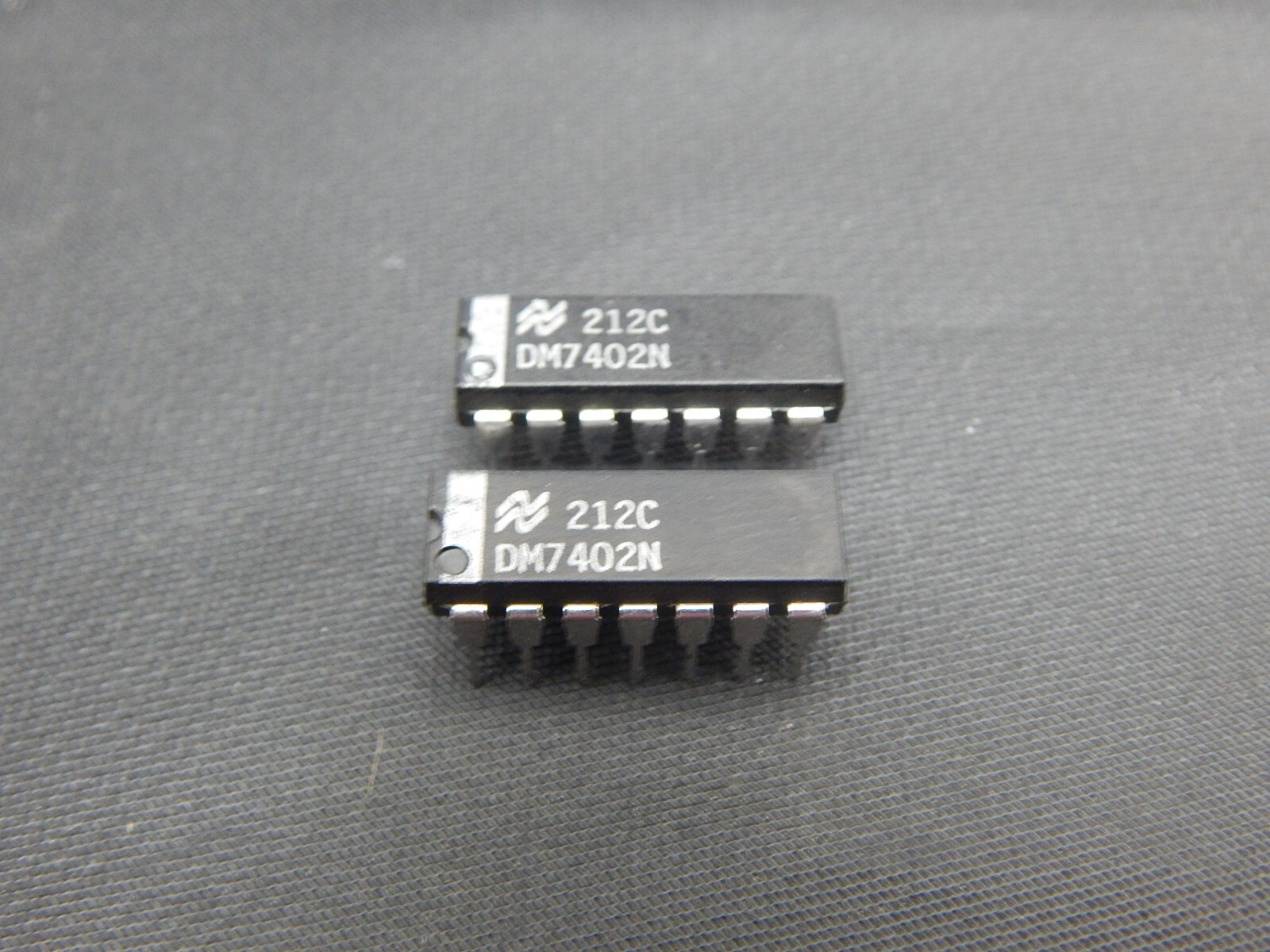 NATIONAL DM7402N IC GATE NOR QUAD 2INP 14-DIP - LOT OF 2 IC'S- USA FAST SHIPPING