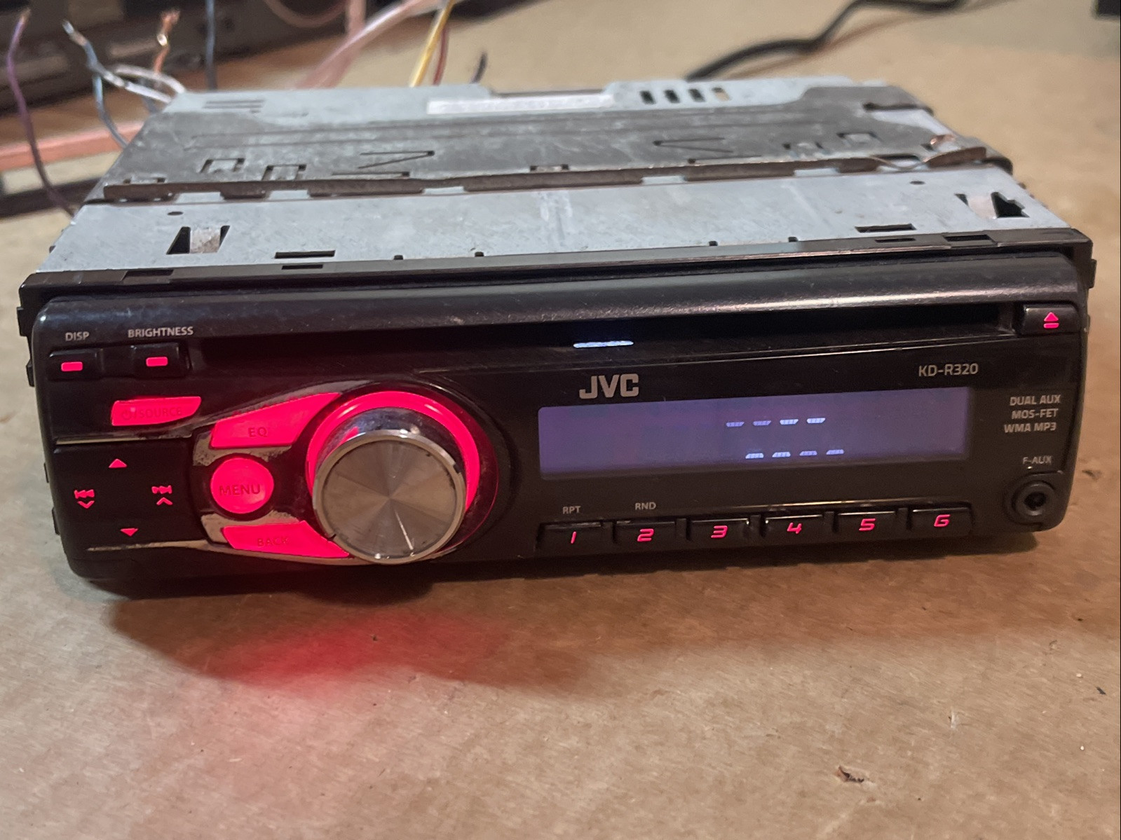 JVC KD-R320 CAR STEREO ONLY JVC KD-R320