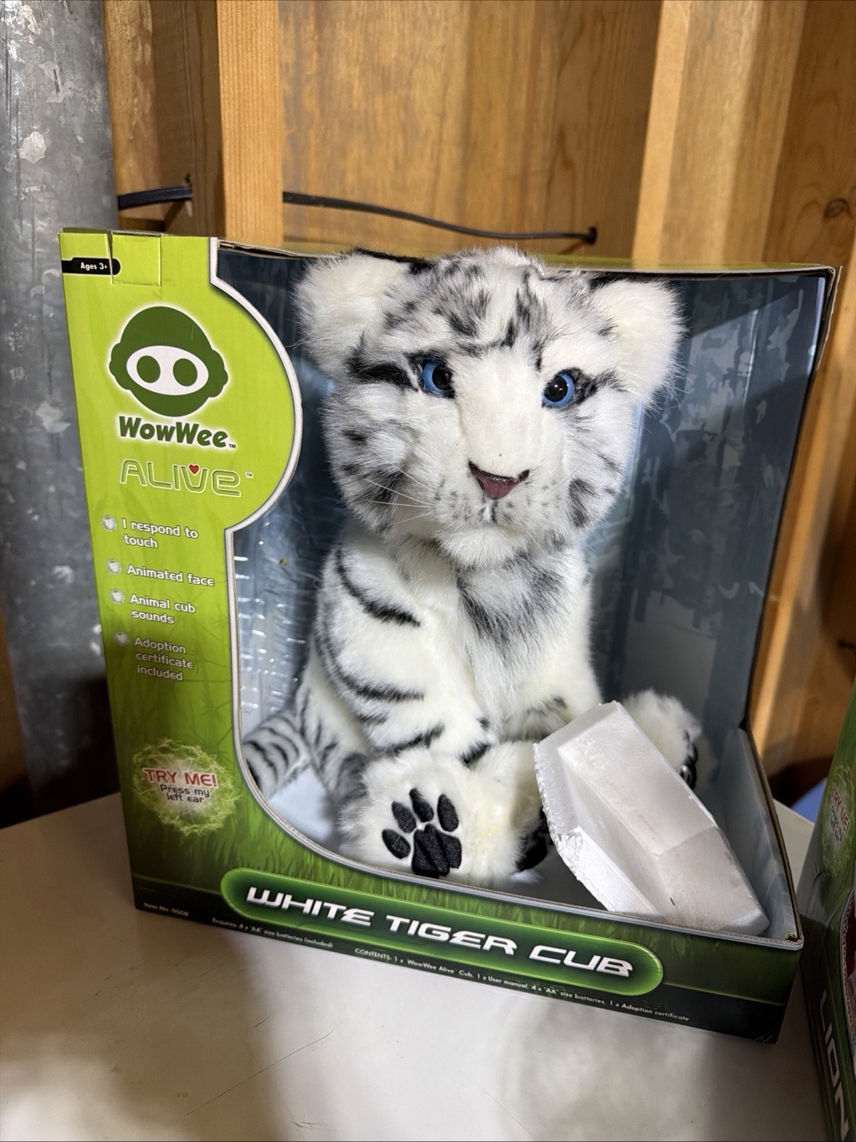 WowWee (Alive) White Tiger Cub 2007 New Toy Never Removed From Box