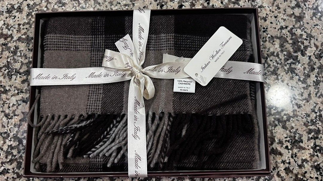NWT Italian Woollen Treasures Luxury Men's Pure Cashmere Soft Scarf 70"X 11"