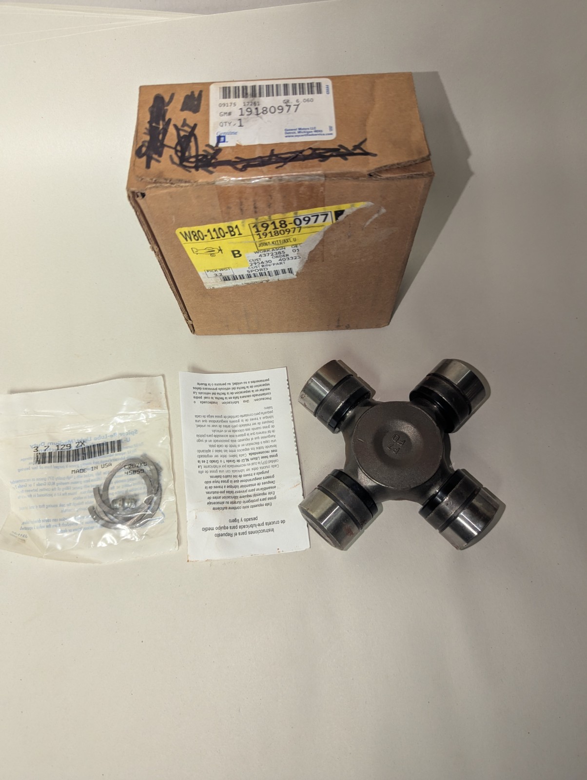 OEM GM 19180977 Universal Joint Kit UNUSED NOS FREE SHIPPING