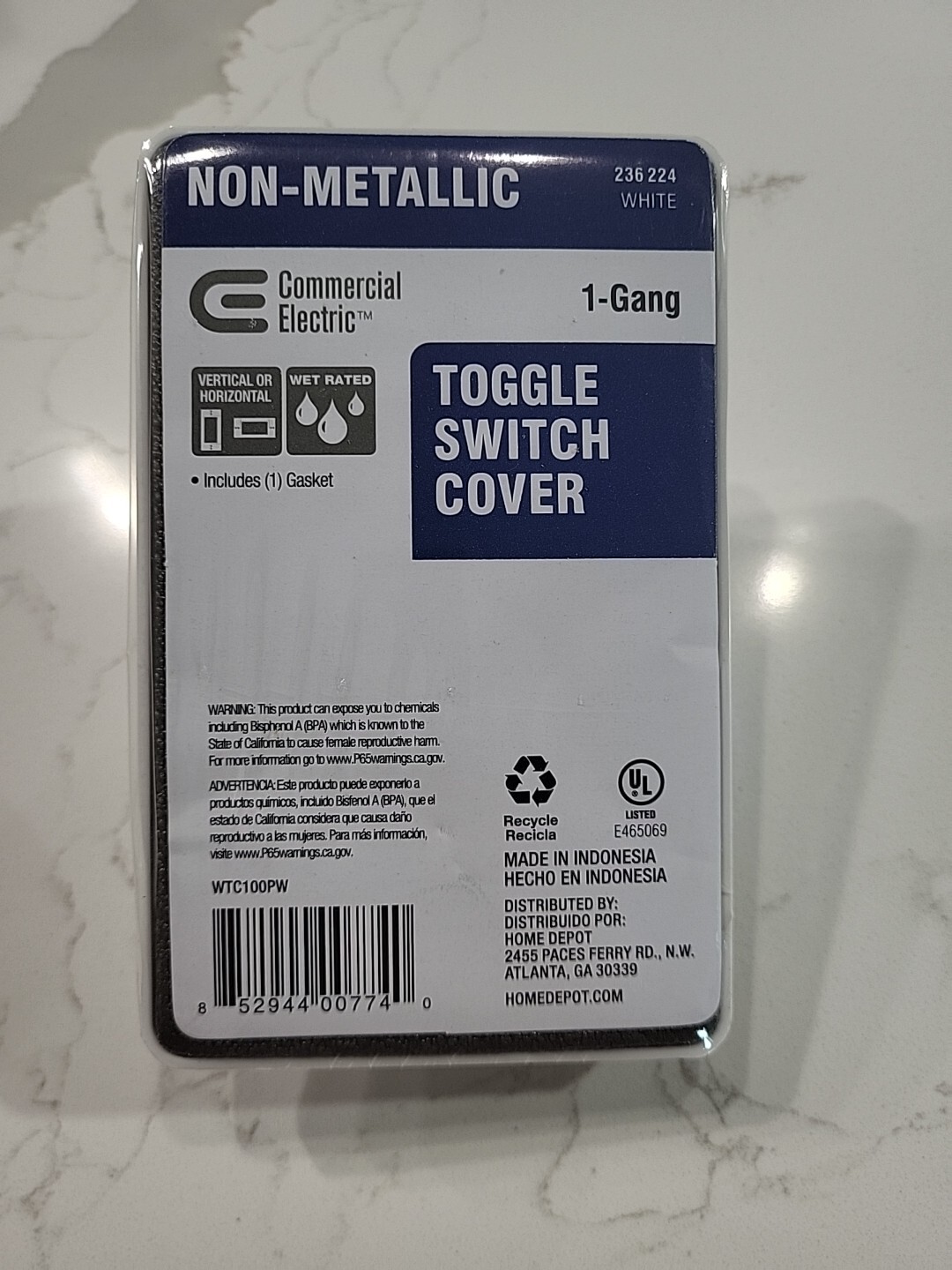Commercial Electric Non-Metallic  Toggle Switch Cover White 1-Gang 236224 new