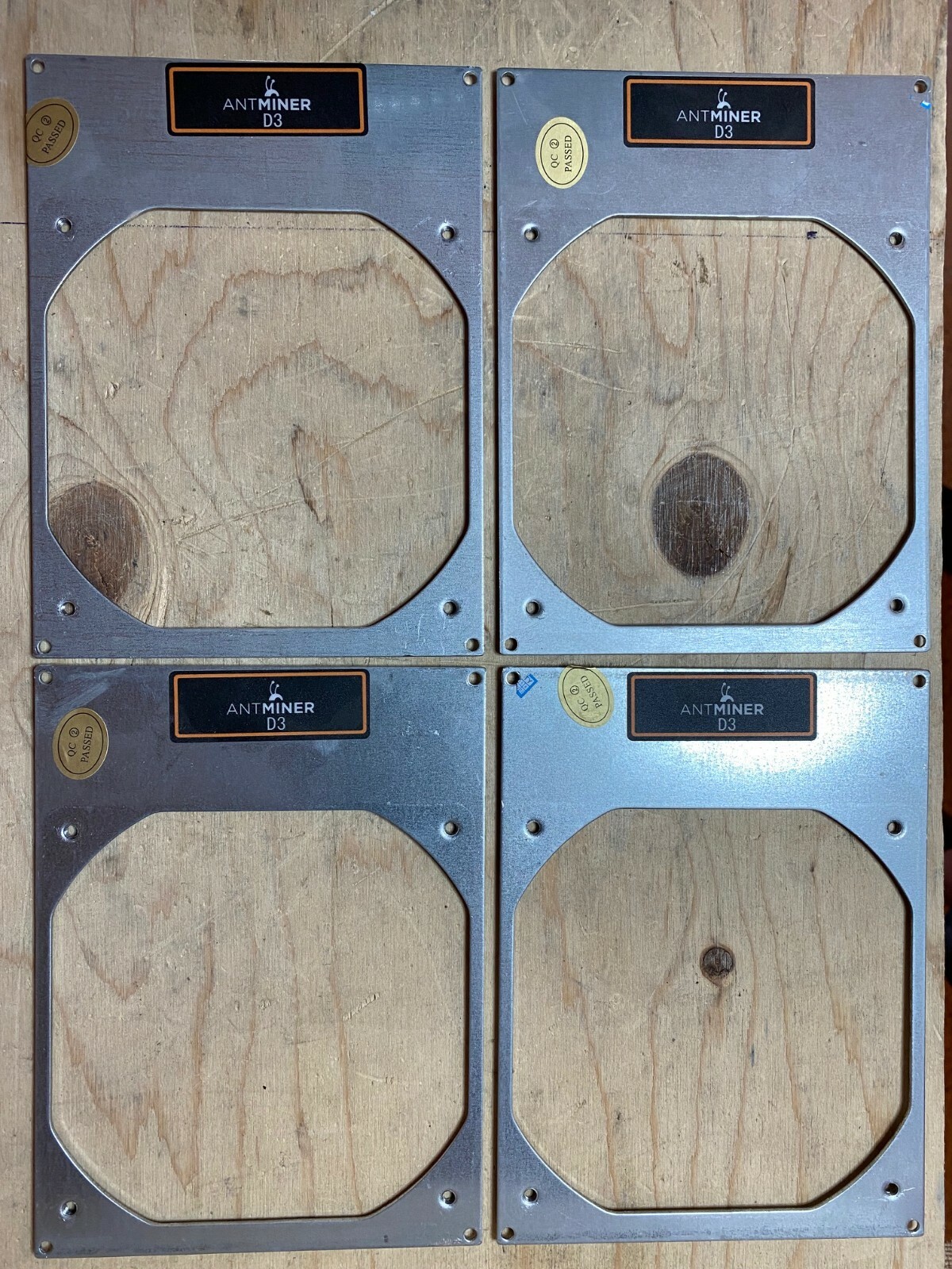 One (1) Fan Bracket Plate for Antminer