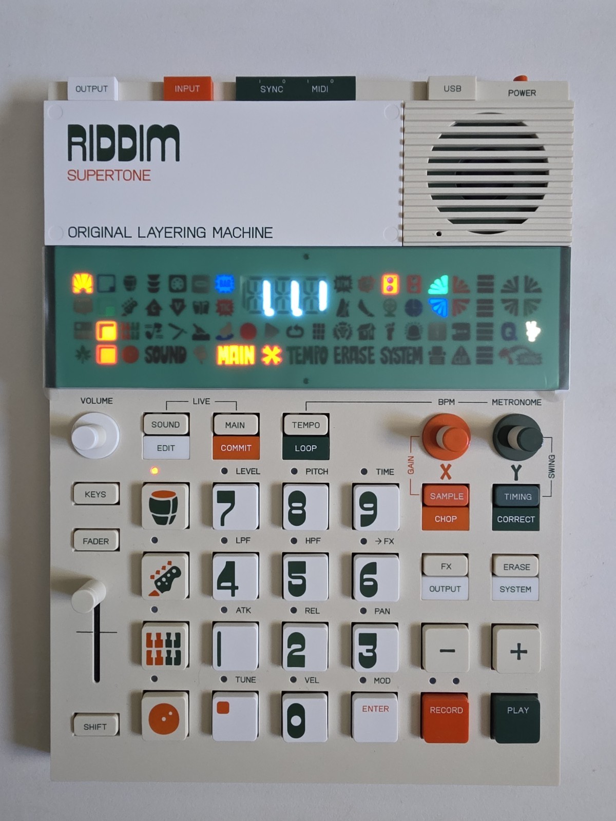 Teenage engineering EP–40 riddim used twice with decksaver, analog case, and box