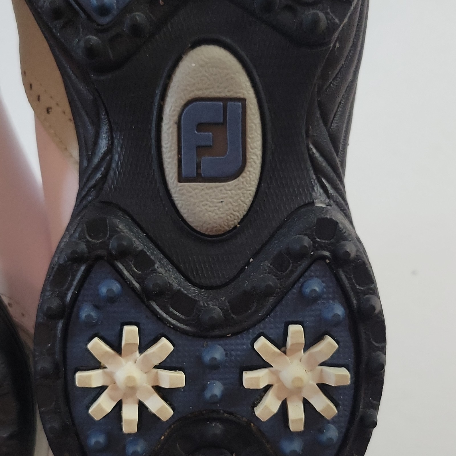 FootJoy GreenJoys Women's Golf Shoes White Light Green 9M Leather Upper Spikes