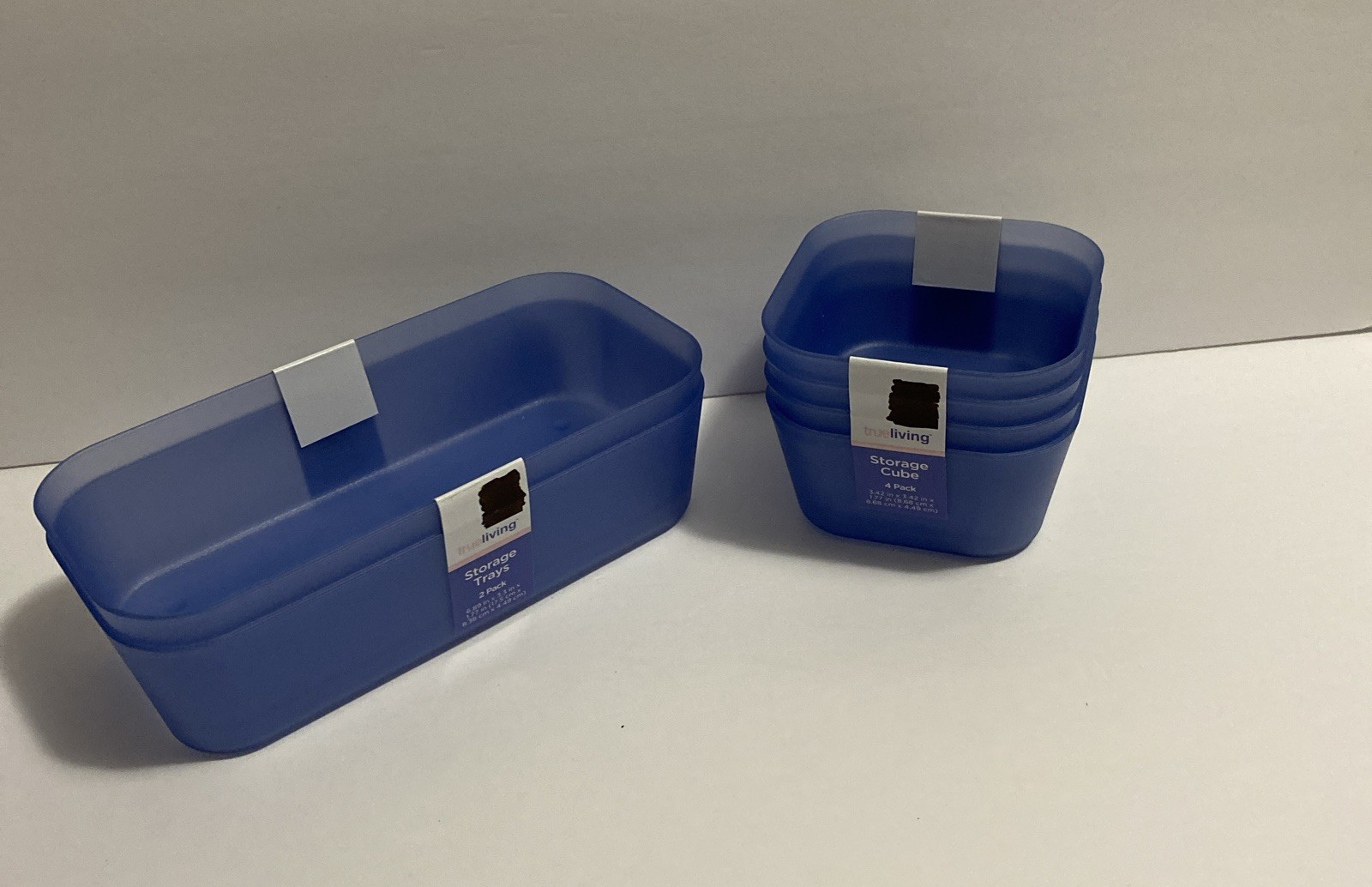 Storage Cube 4 Pack 3.4”x3.4” & Trays 2 Pack 6.8”x3.3”Durable plastic Blue New
