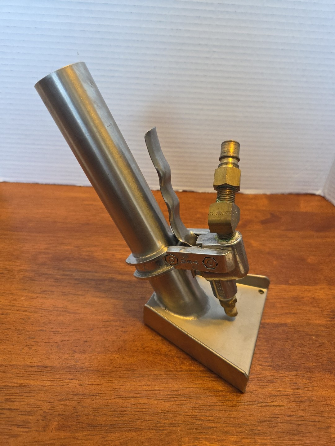 PMF 4" Carpet Detail/Upholstery Tool W/Sprayer.