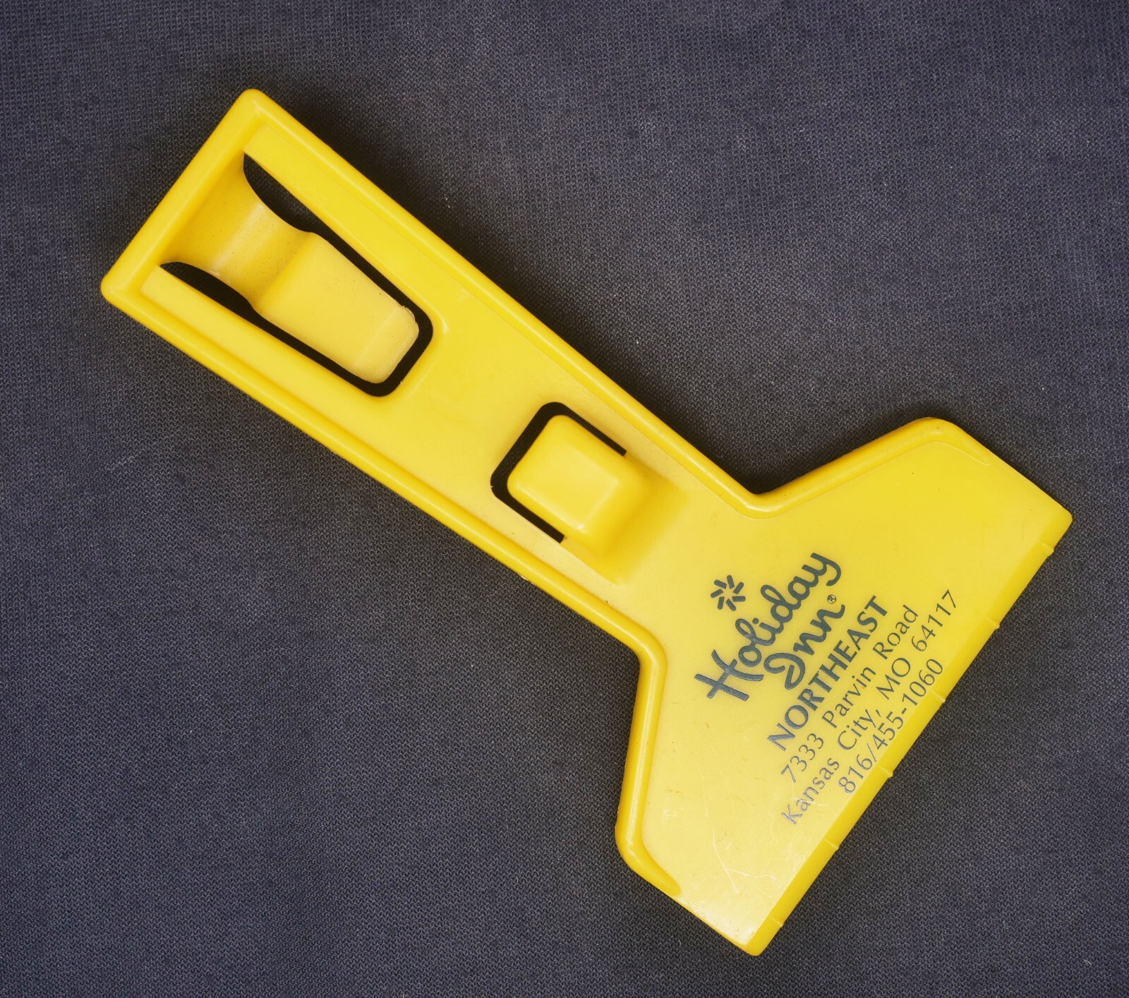 Vintage Holiday Inn Kansas City Missouri Car Ice Scraper