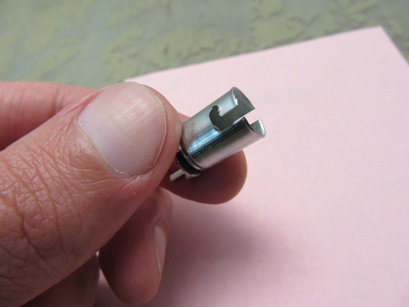 100x lamp bulb sockets #44 #47 bayonet lights - pinball machine parts [4*T-48.75