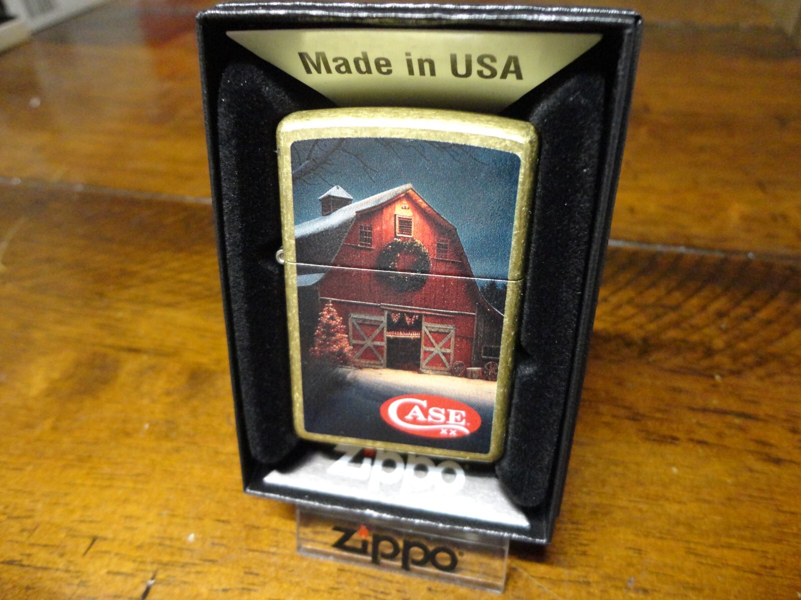 MERRY CHRISTMAS BARN SNOW TREE LIGHTS CASE XX KNIFE LOGO ZIPPO LIGHTER MINT 2024