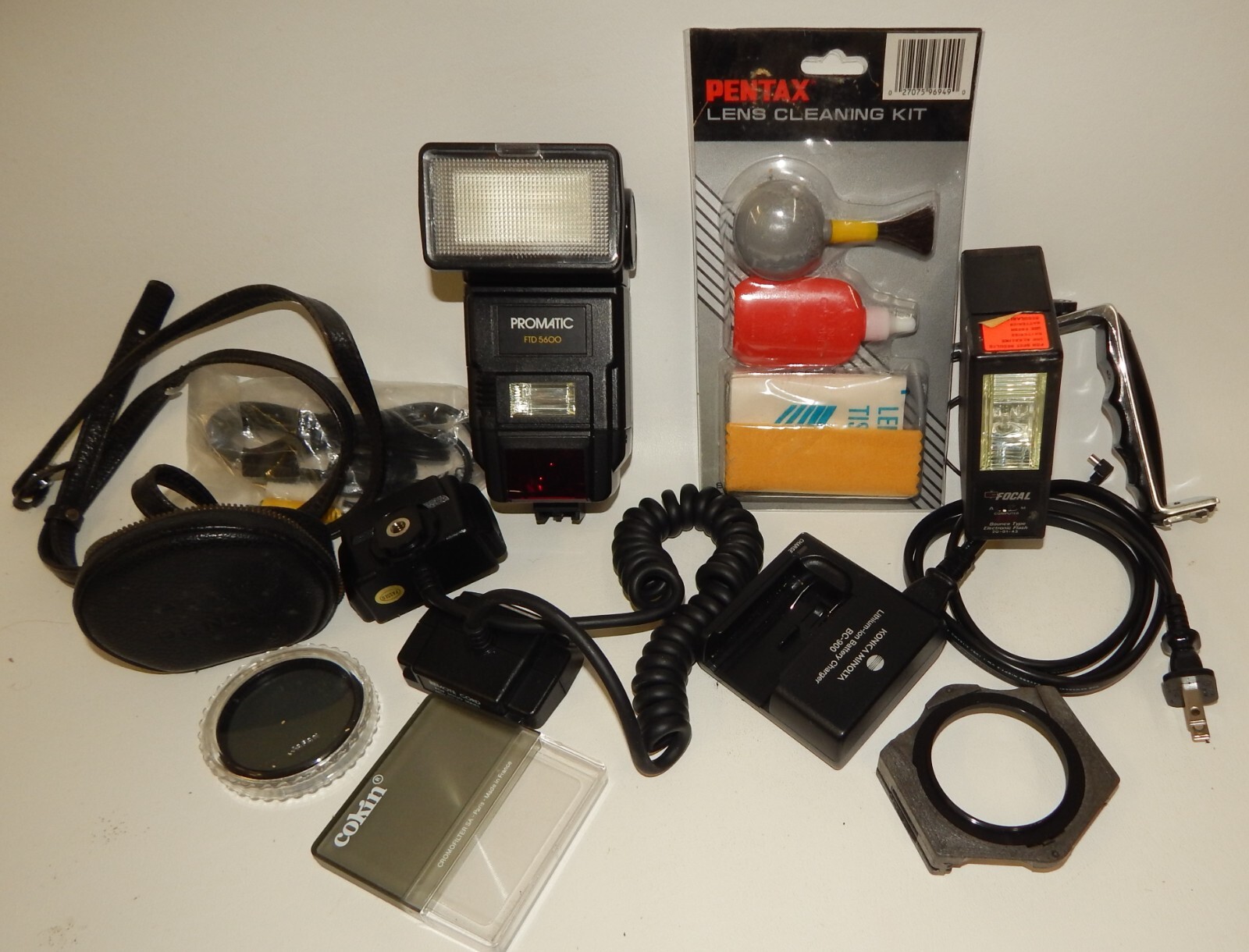 Estate Lot Vintage Minolta & Others Camera Parts Accessories