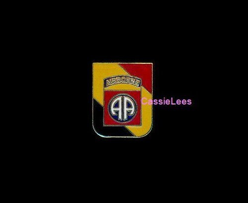 USA WW2 82nd A/B Division + a custom promo pin