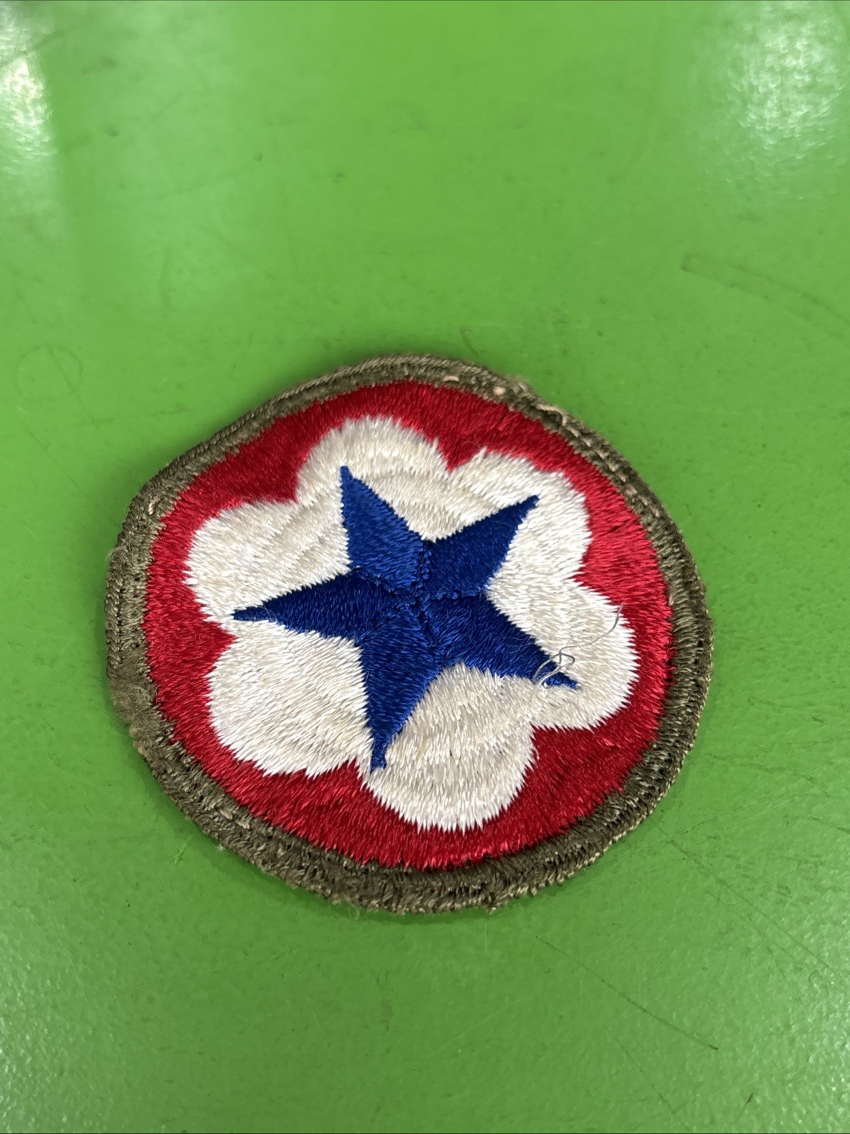 WW2 US Army Service Forces Shoulder Patch Insignia OD Border Cut Edge Blue Star