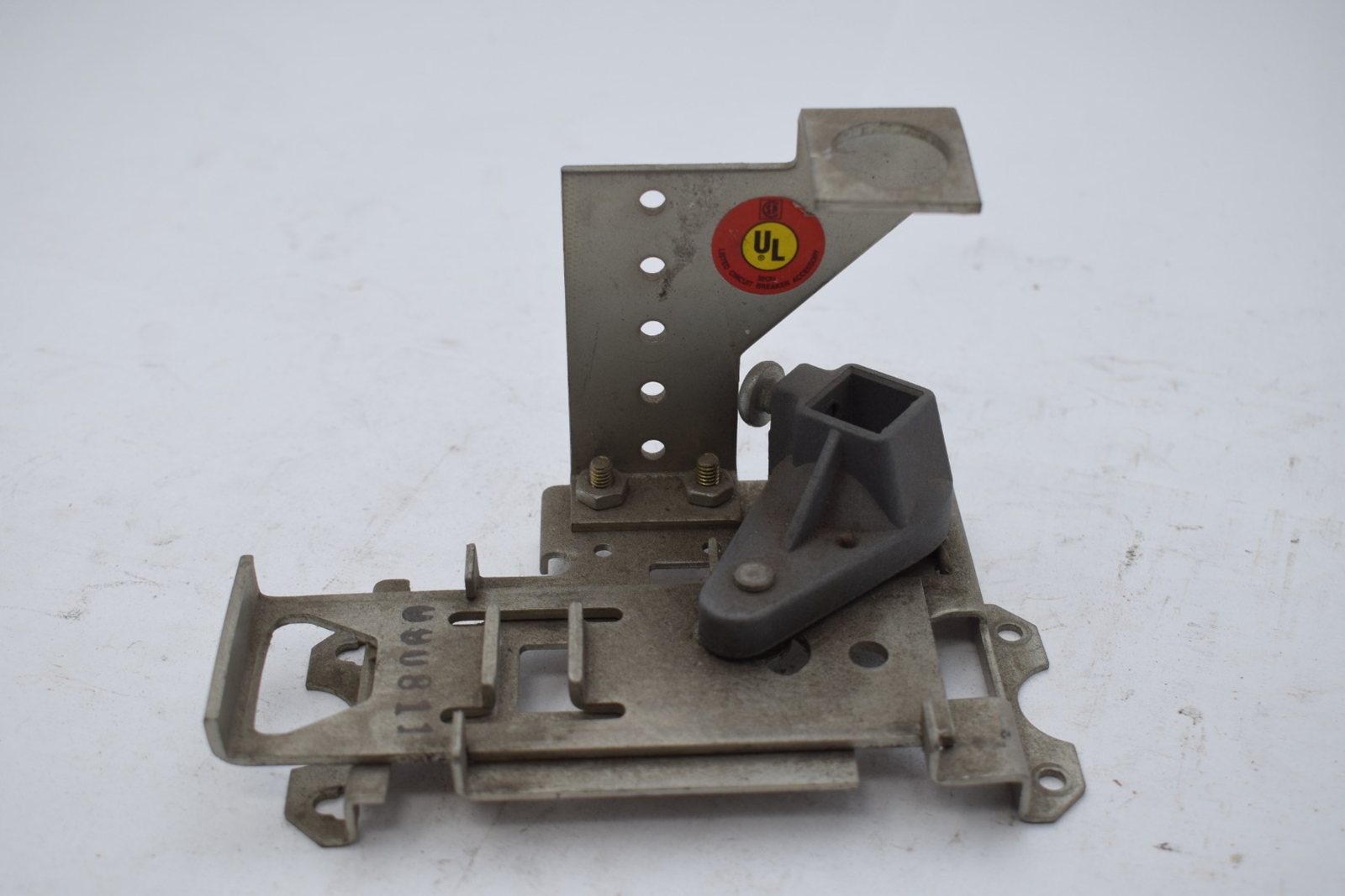 090811 Circuit Breaker Accessory Switch Mechanism