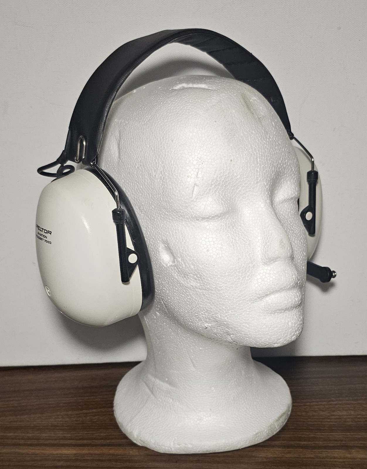 Vintage Peltor Model 7003 Noise Canceling Aviation Headset -FOR SPARE PARTS-