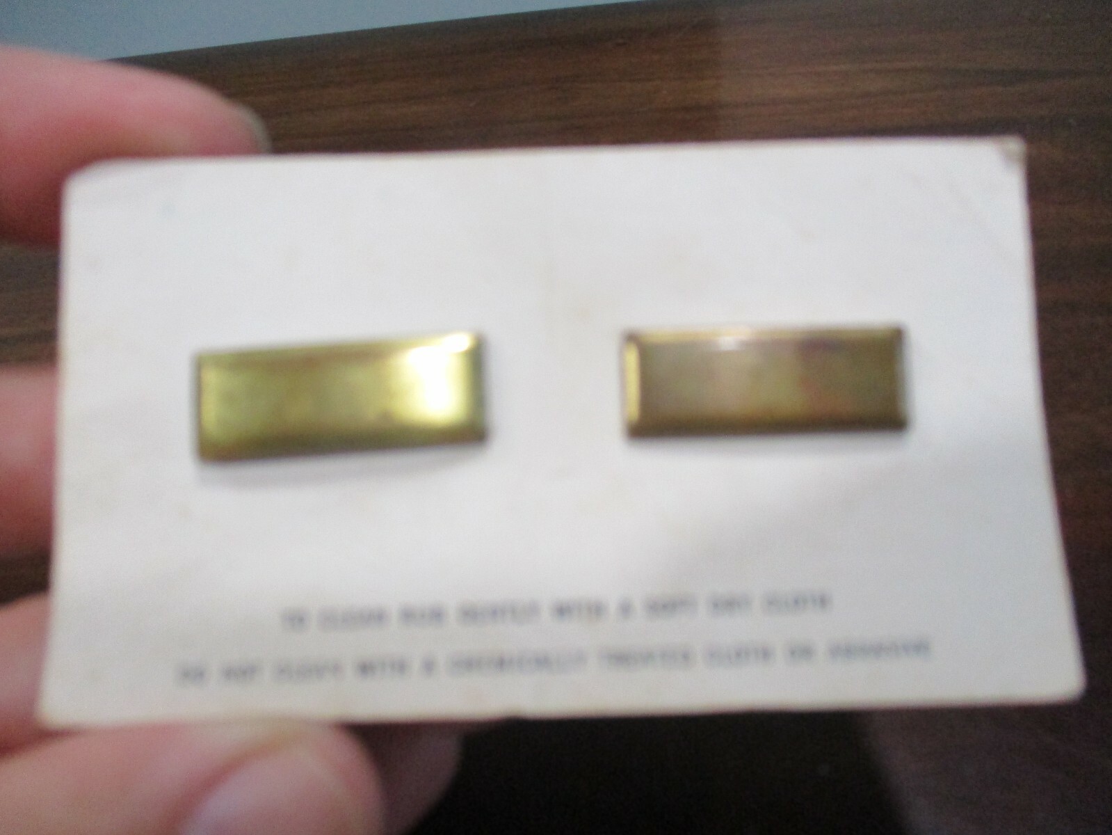 Insignia Rank Officer First Lieutenant Regular 1 Pair on original card 2/83 pins