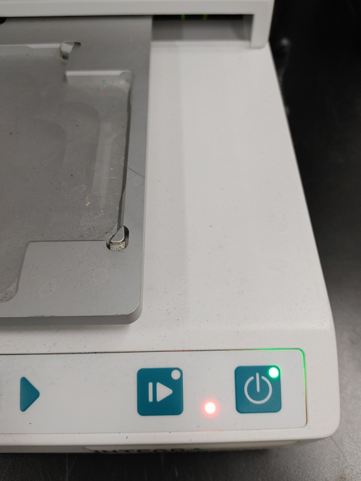 INTEGRA VIAFLO ASSIST Automating Multichannel Pipette