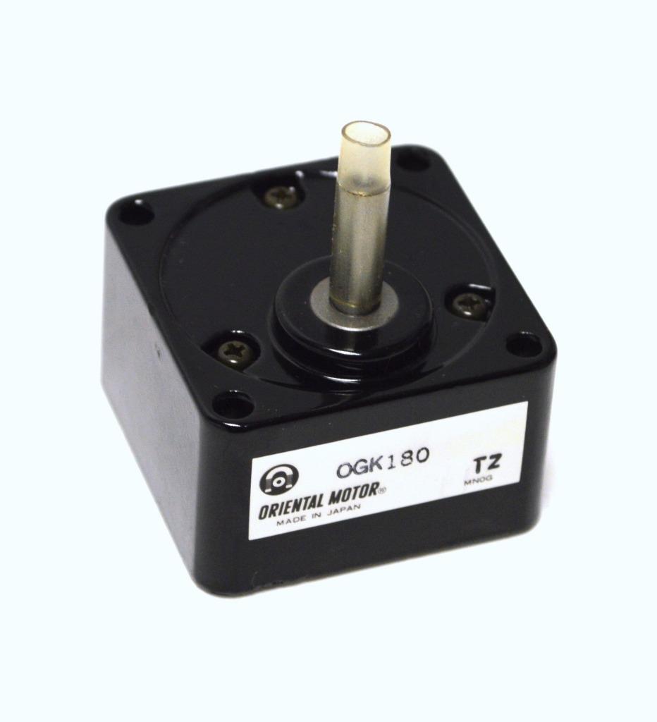 NEW ORIENTAL MOTORS 0GK180 MOTOR GEARHEAD