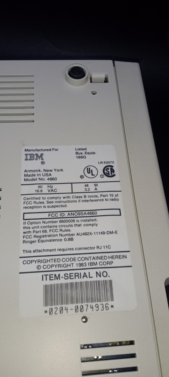 1983 IBM PC Jr 4860 Vintage Computer Turns on...LOOK
