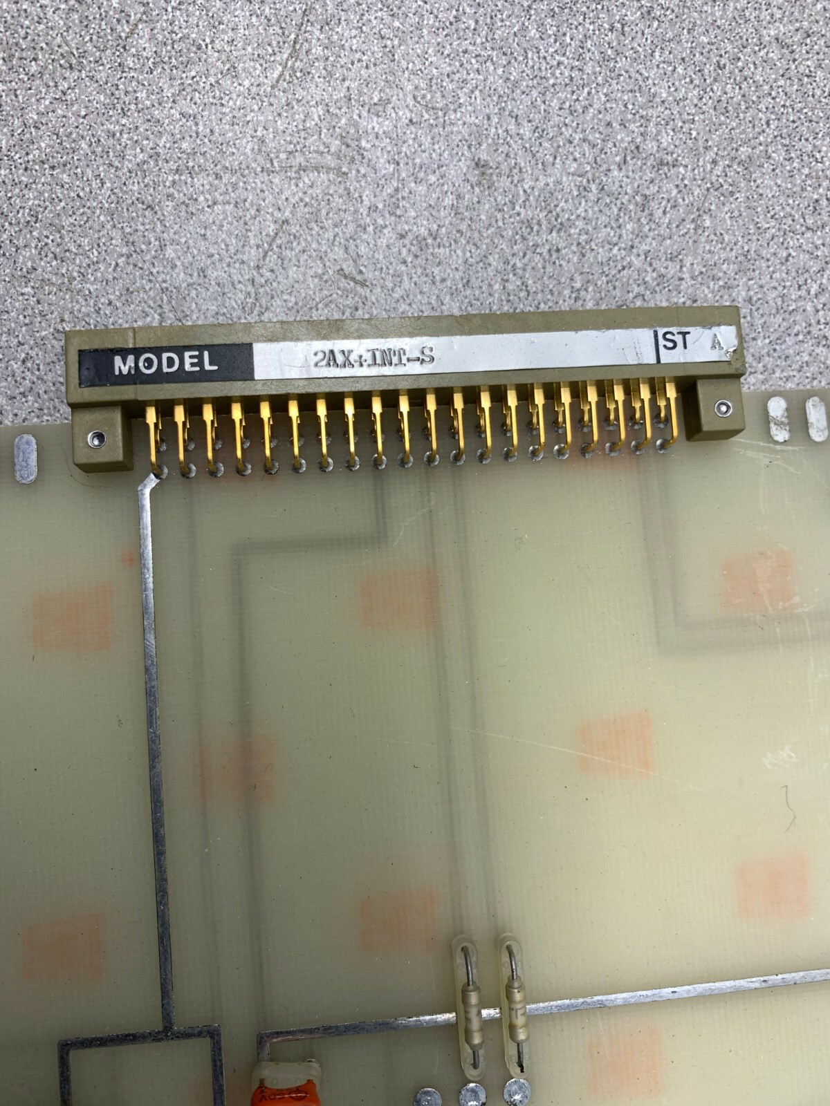 USED FOXBORO CIRCUIT BOARD 2AX+INT-S MODULE