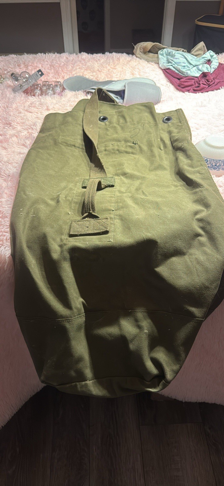 US Army Ruck Backpack. Large. Sturdy. Good For Sports Supplies