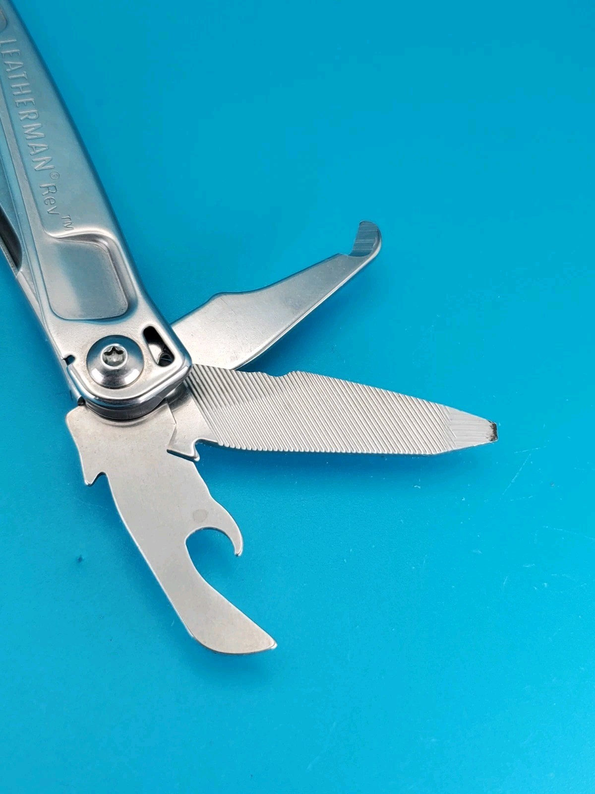 Leatherman Rev 3.8" Multi-Tool, Stainless!