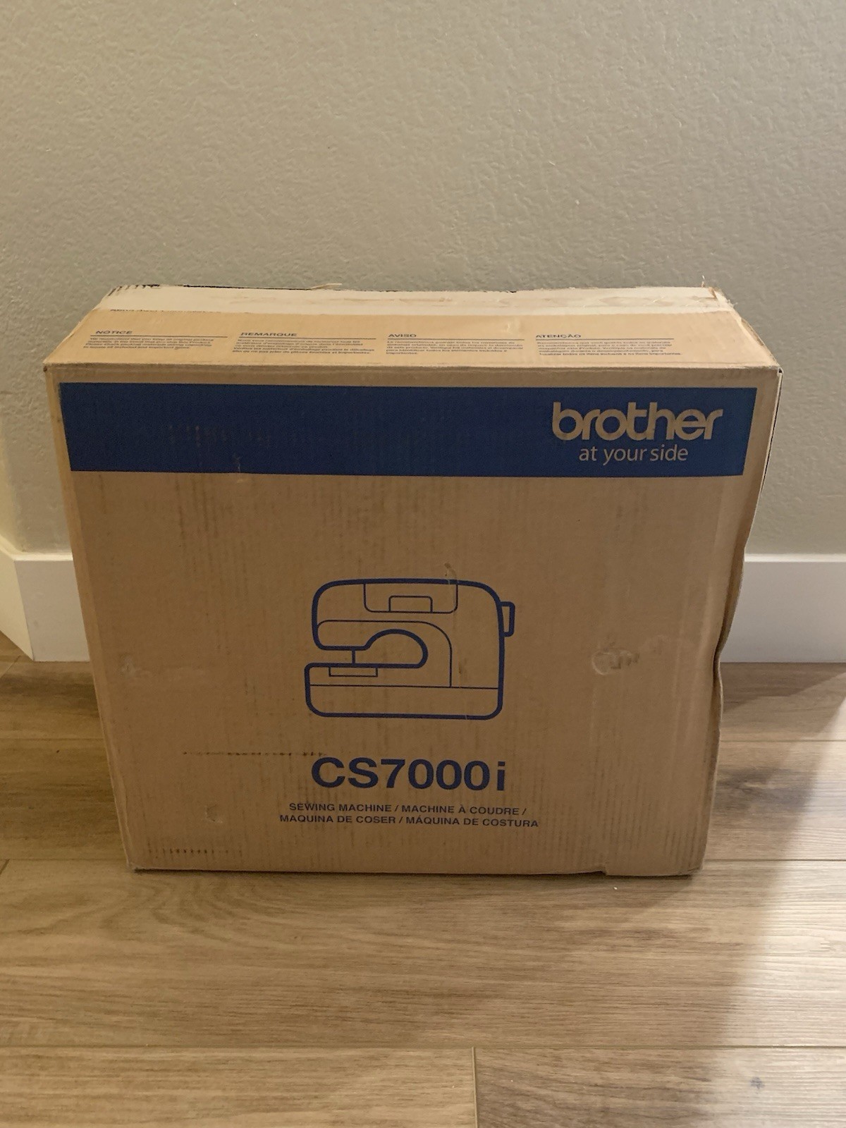 Brother CS7000i Sewing and Quilting Machine w/ 70 Built-in Stitches & 2" LCD