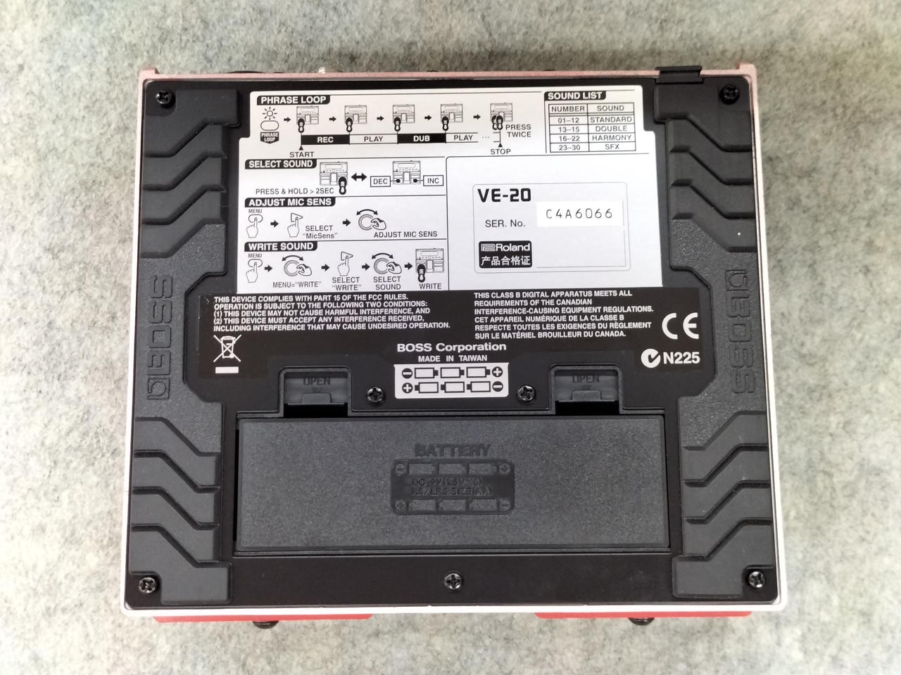 BOSS Model VE-20 Vocal Effects Processor