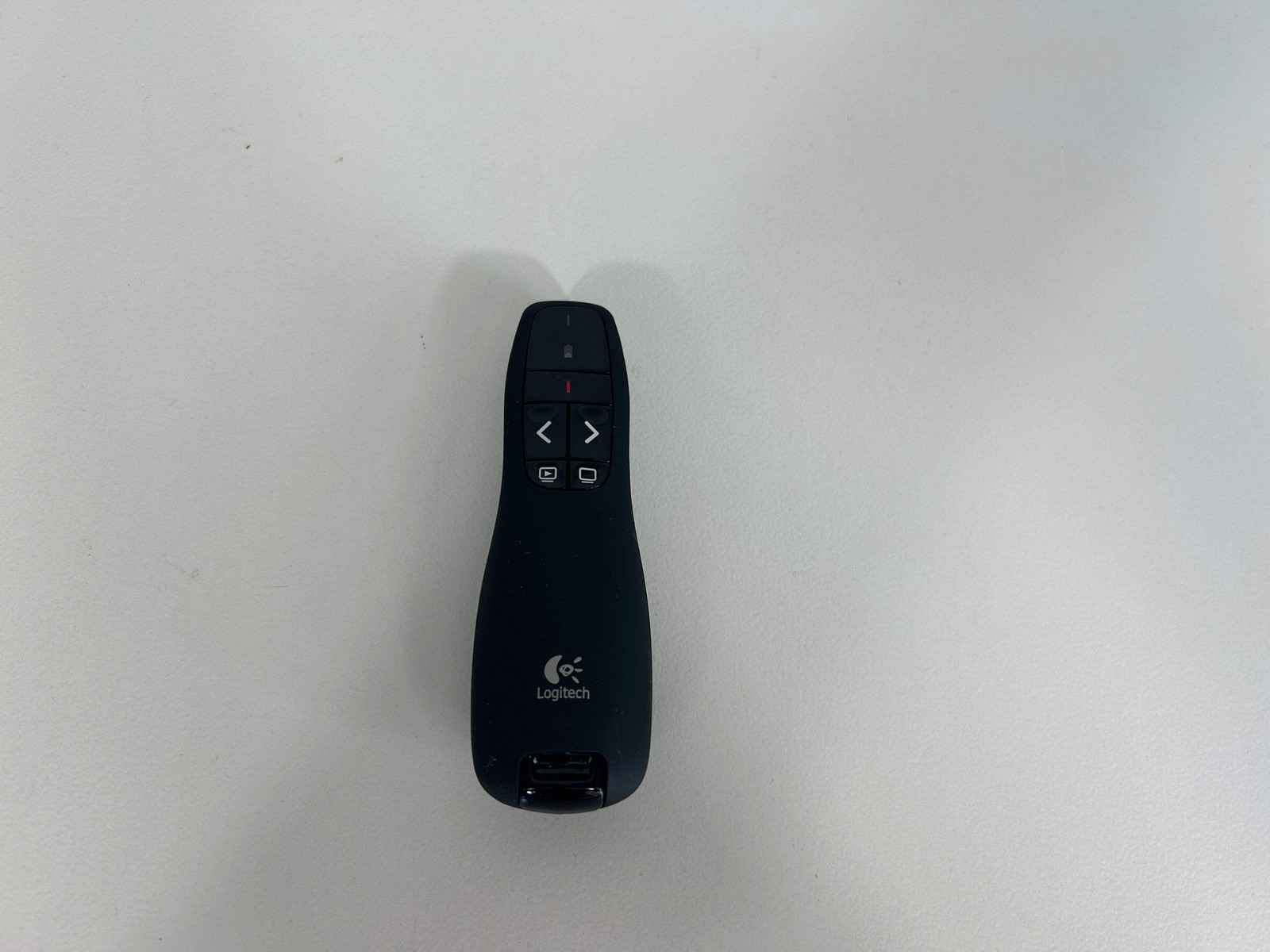Logitech R400 Laser Wireless Presenter