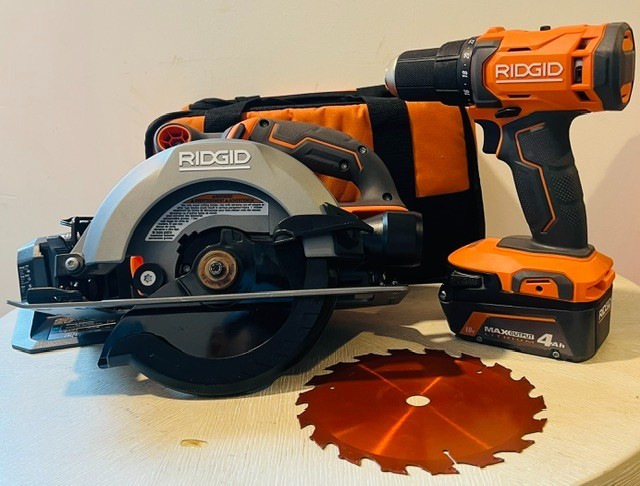 Ridgid 18v Brushless Tool Combo Kit Circular Saw Drill Battery Charger - NEW