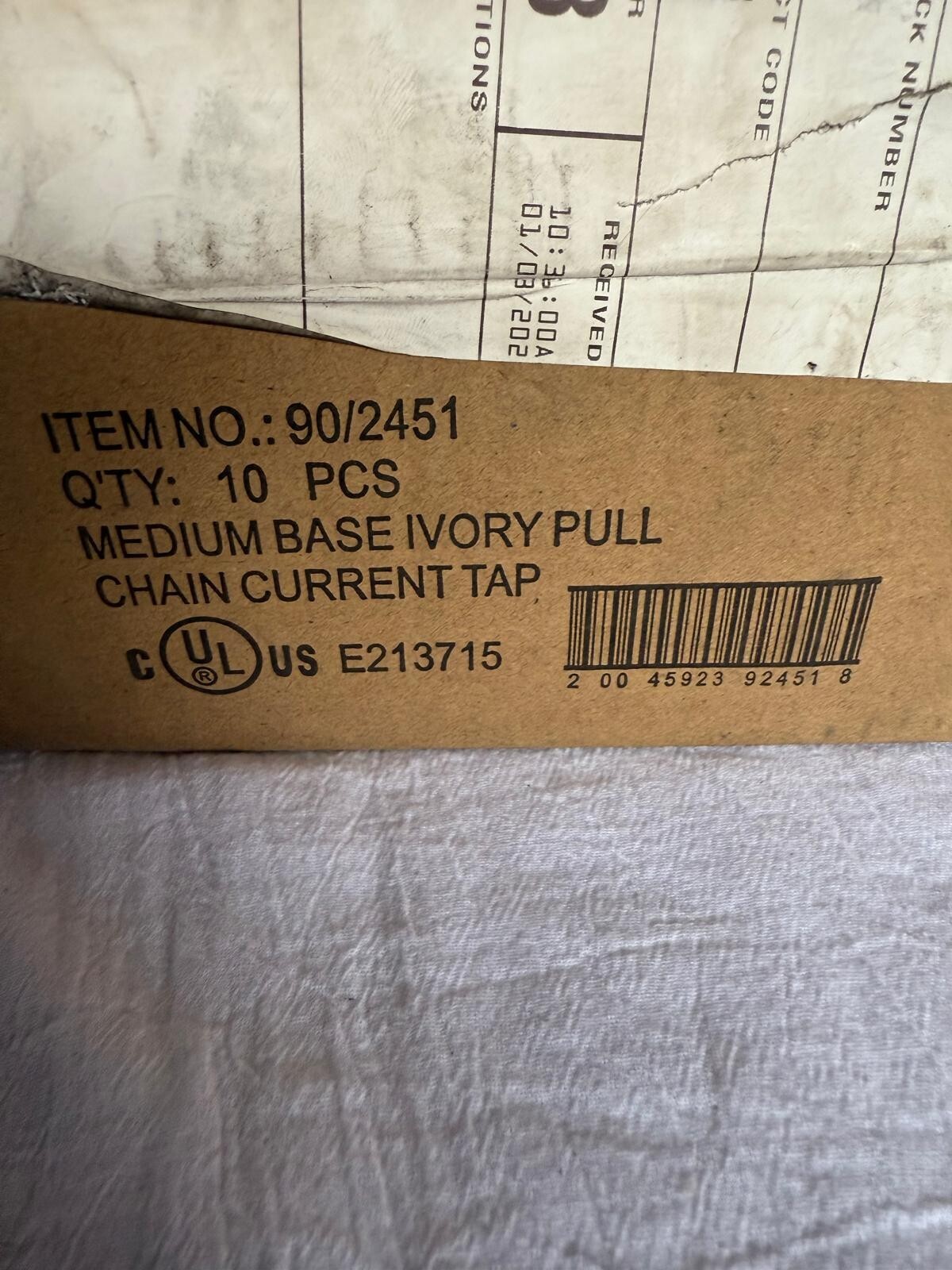 Satco Medium Base Ivory Pull Chain Current Tap 90/2451
