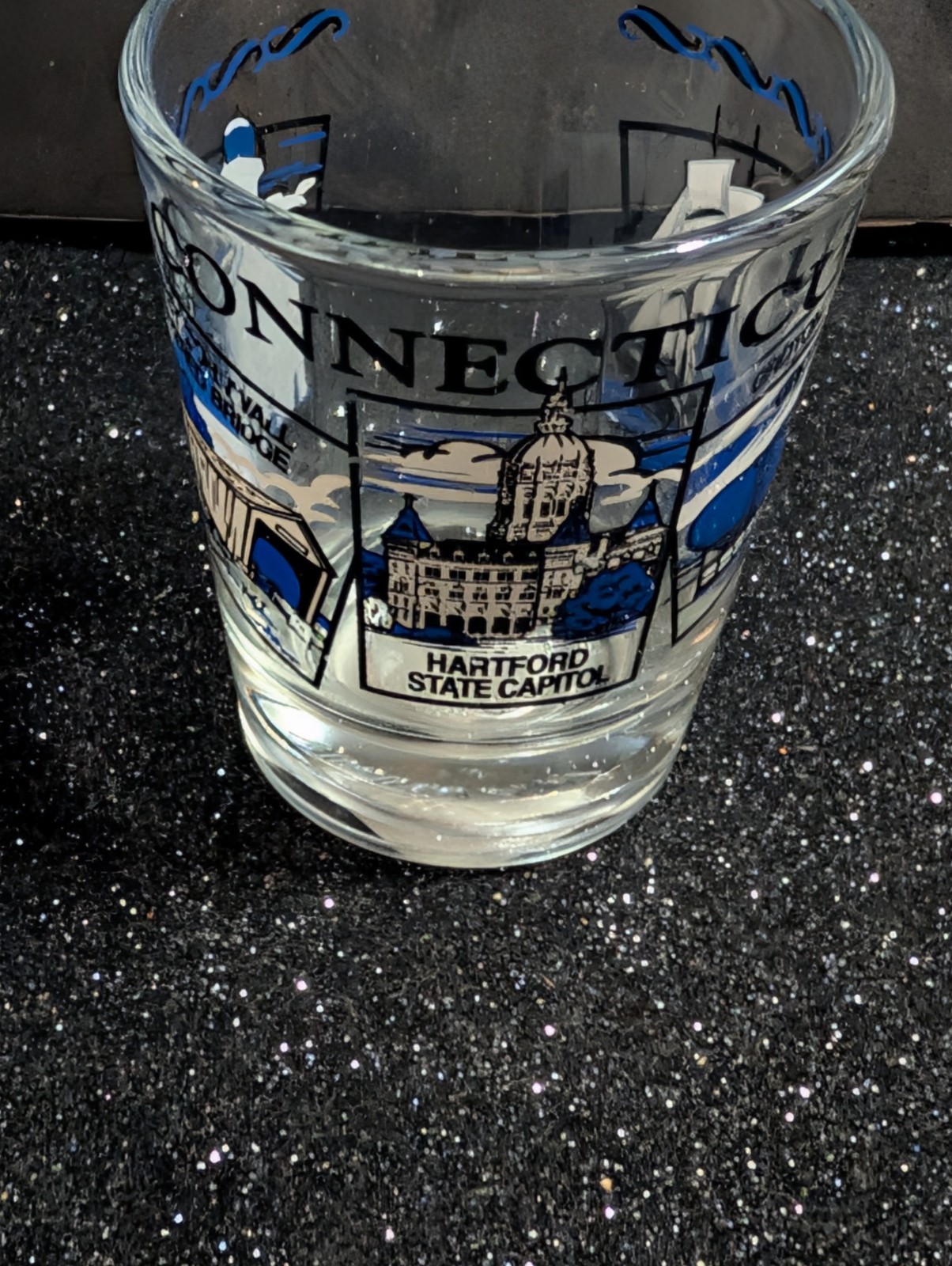CONNECTICUT SOUVENIER SHOT GLASS NICE!