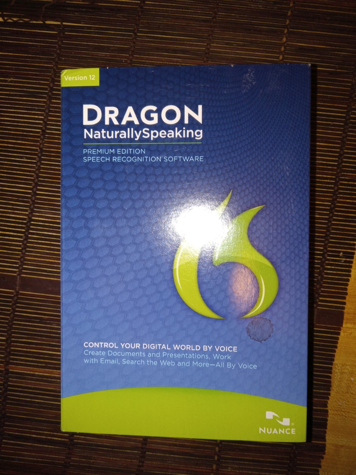 Dragon Naturally Speaking 12 Premium Edition w/Headset Microphone CD