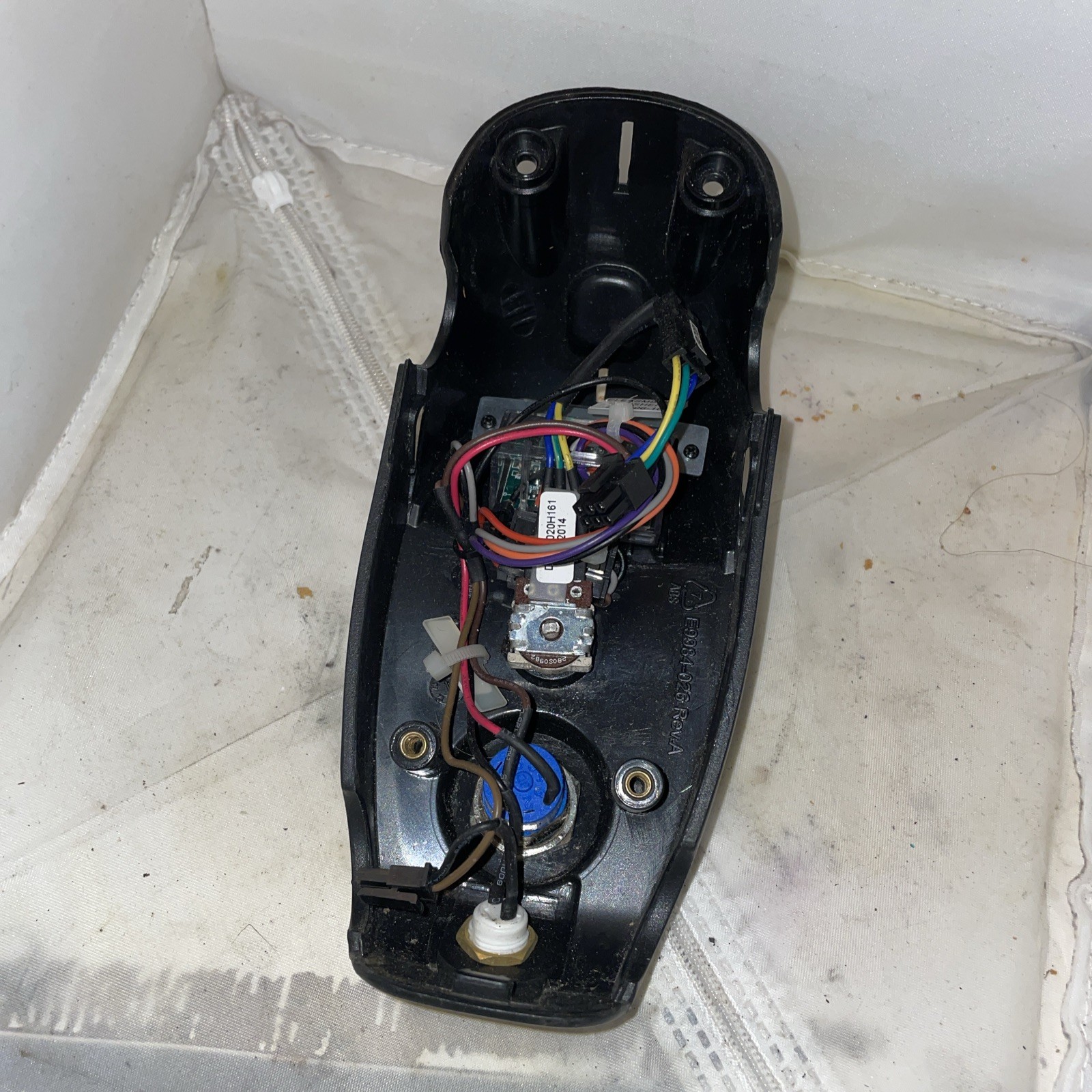 Tiller Head Dashboard (No Key) For A Pride Mobility Scooter HM12