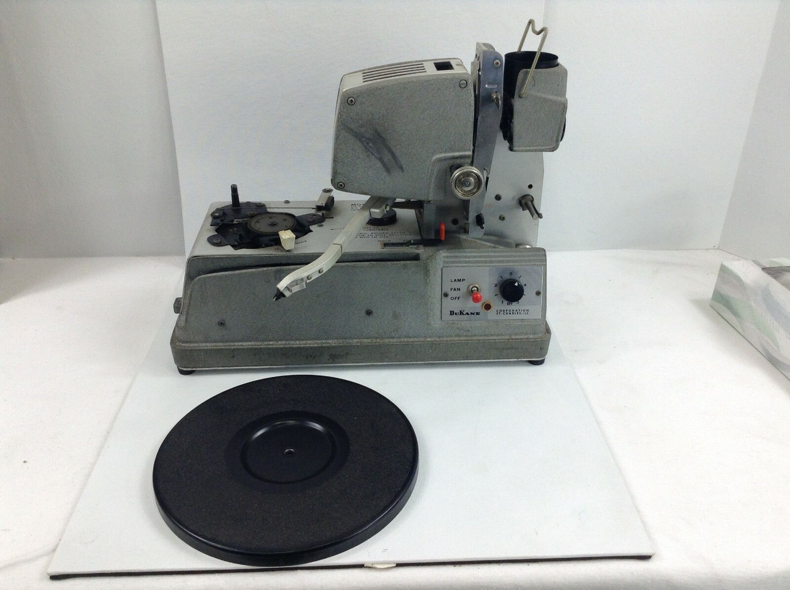 DuKane Micromatic Classroom Projector/Turntable w/ Case Model 14A390E