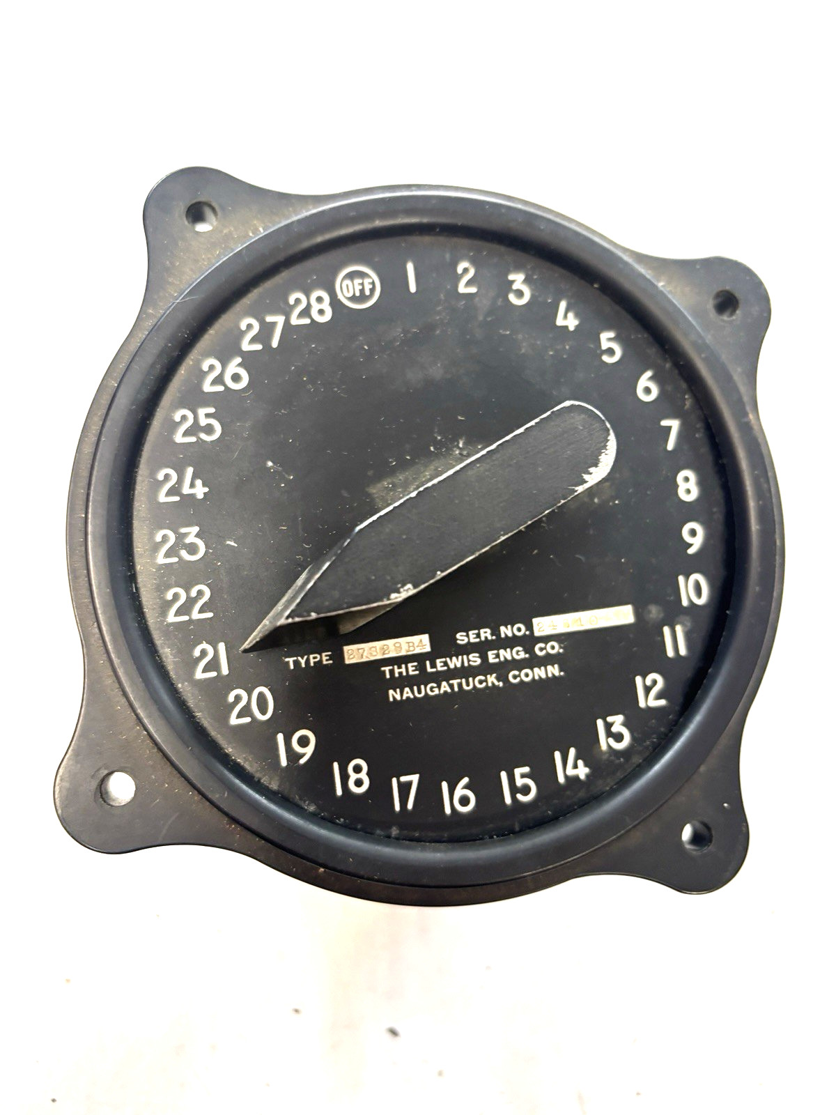 The Lewis Engineering Co. 27S28B4 - 28 Point Temp. Selector Switch 4" Face