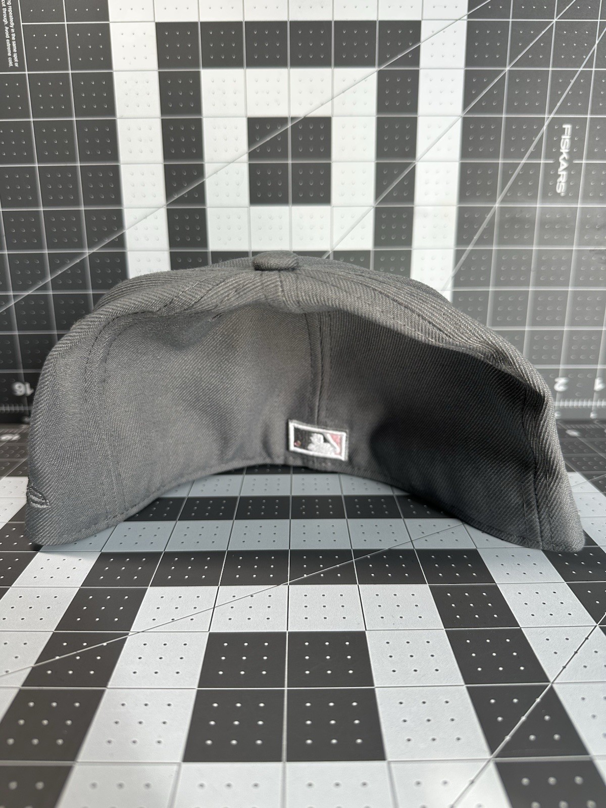 New York Yankees Fitted Hat 7 5/8 CUSTOM (gray,pink)(pink bottom)