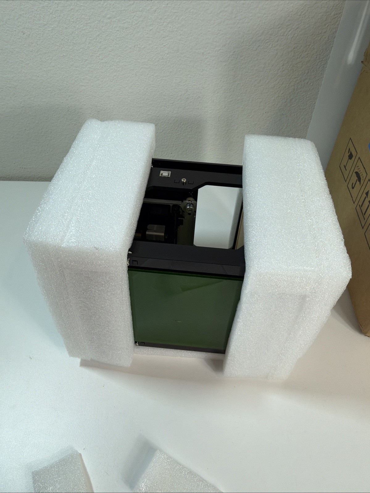 Small Laser Engraving Machine 6x8 IN With Some Testing Samples