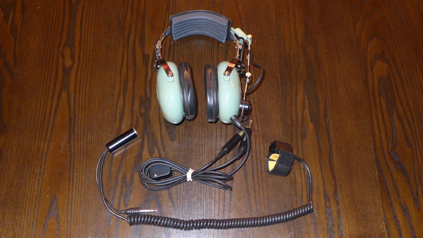 David Clark Model H10-40 Aviation Headset w/ M-4 Microphone and Telex PT-300