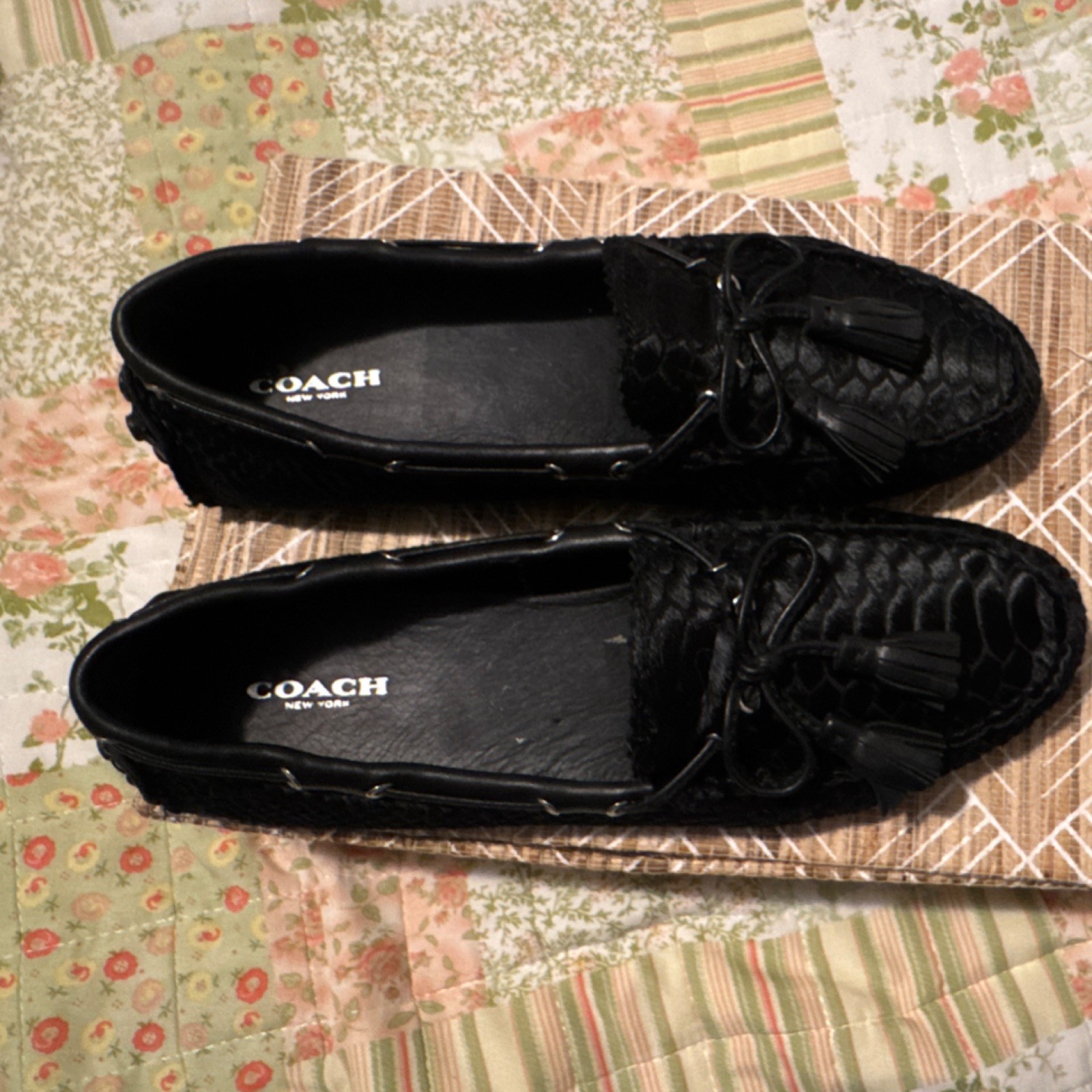 Coach Black Leather Moccasin Flats Tasseled Bow Women's US Size 9