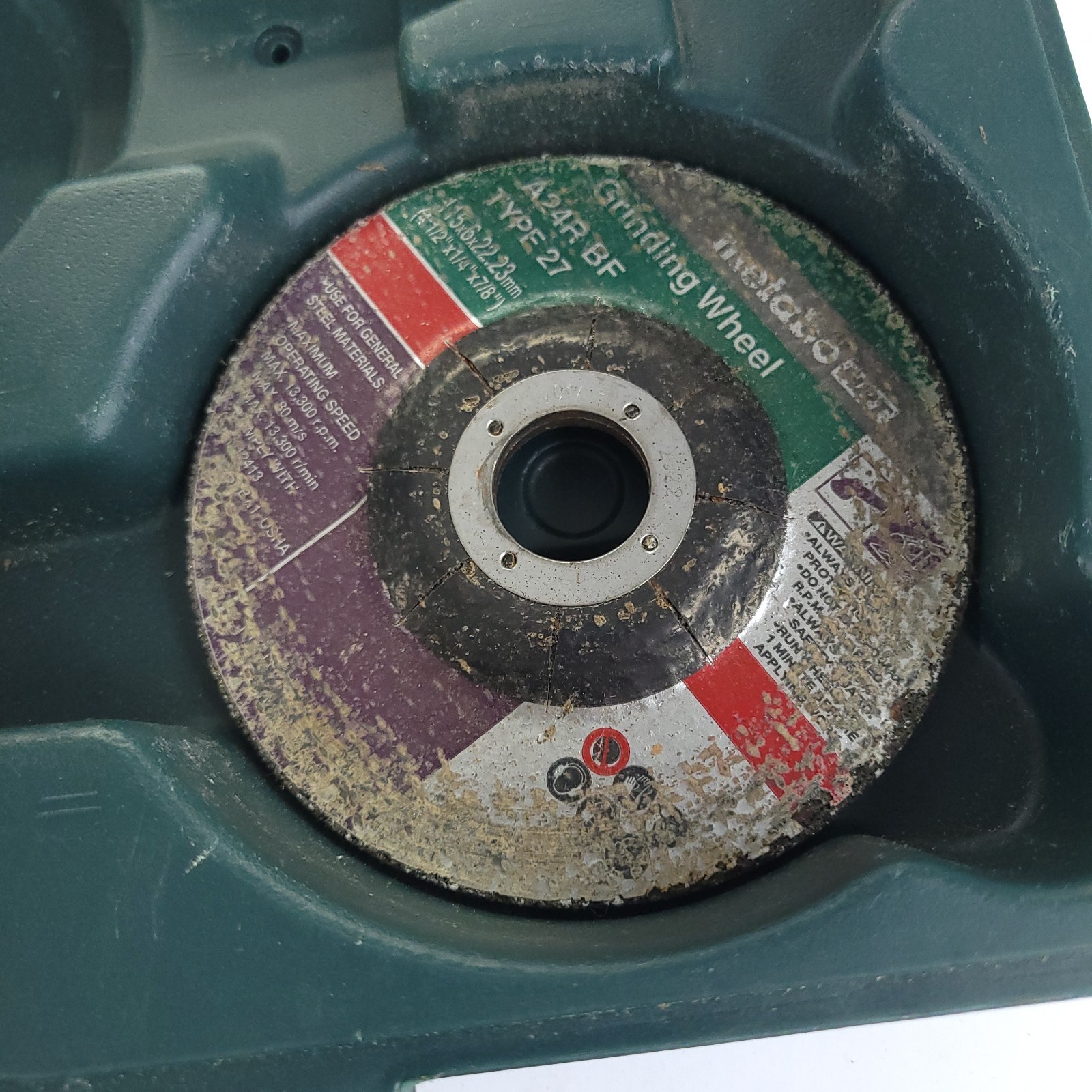 Metabo HPT G12SR4 4-1/2" Angle Grinder in Hard Case Tested - Missing Handle