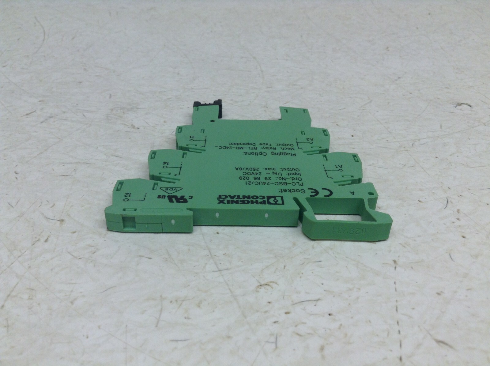 Phoenix PLC-BSC-24UC/21 Solid State Relay Base 29 66 029 2966029 PLCBSC24UC21