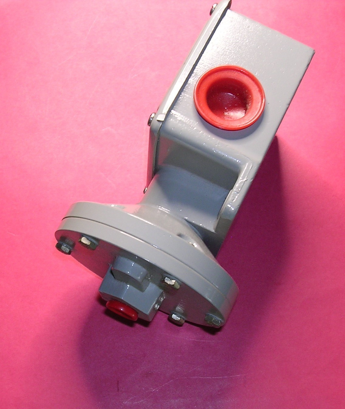Static O-ring ( SOR ) Pressure Switch - NEW - 10 to 45 " WC Adj. Range