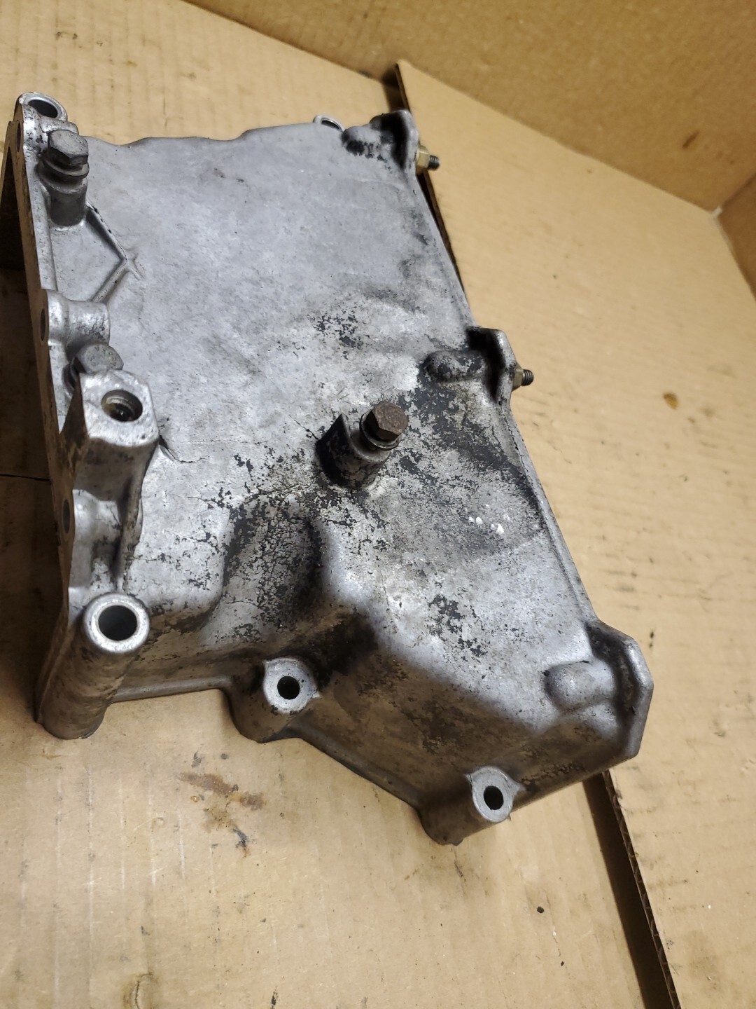 Left Upper Engine Timing Cover | Fits 93 94 95 96 97 98 BMW 740i